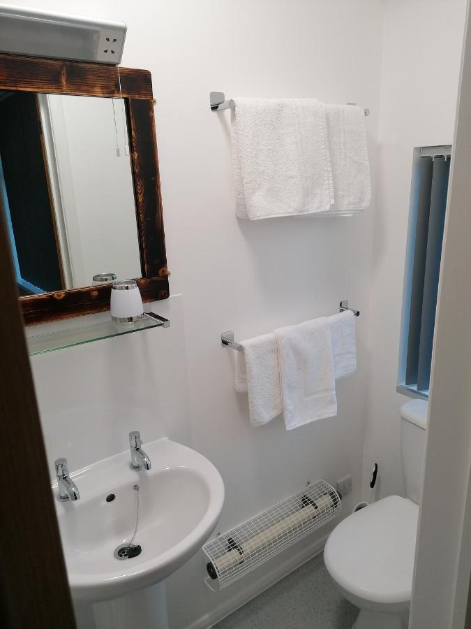 Pensalda Guest House Ньюки Экстерьер фото