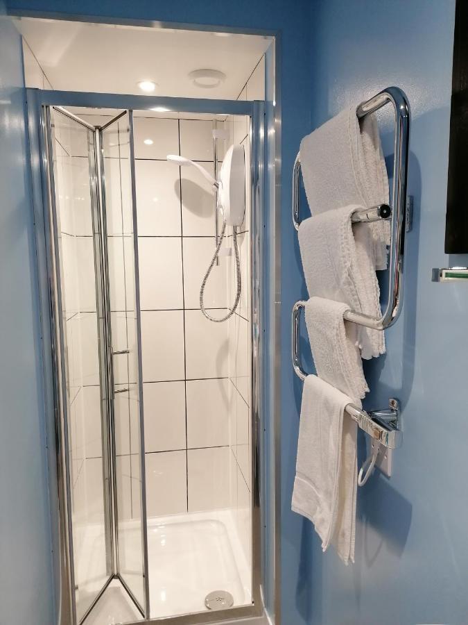 Pensalda Guest House Ньюки Экстерьер фото